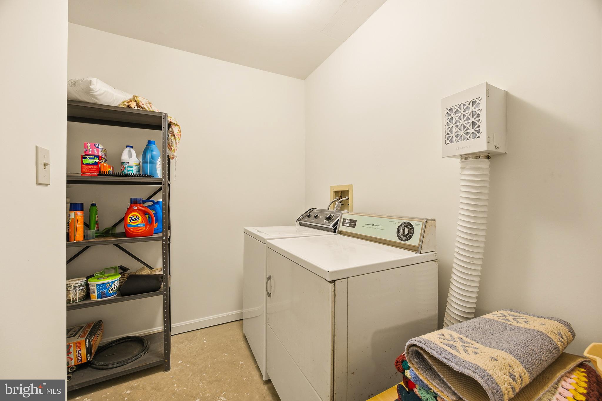 COOLFONT MOUNTAINSIDE - Residential