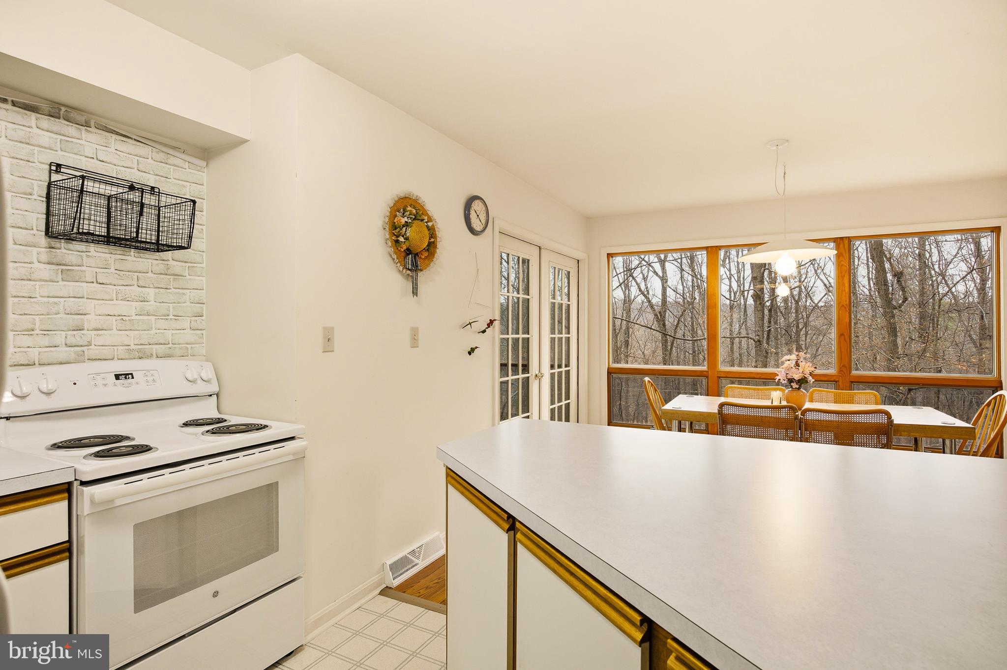 COOLFONT MOUNTAINSIDE - Residential