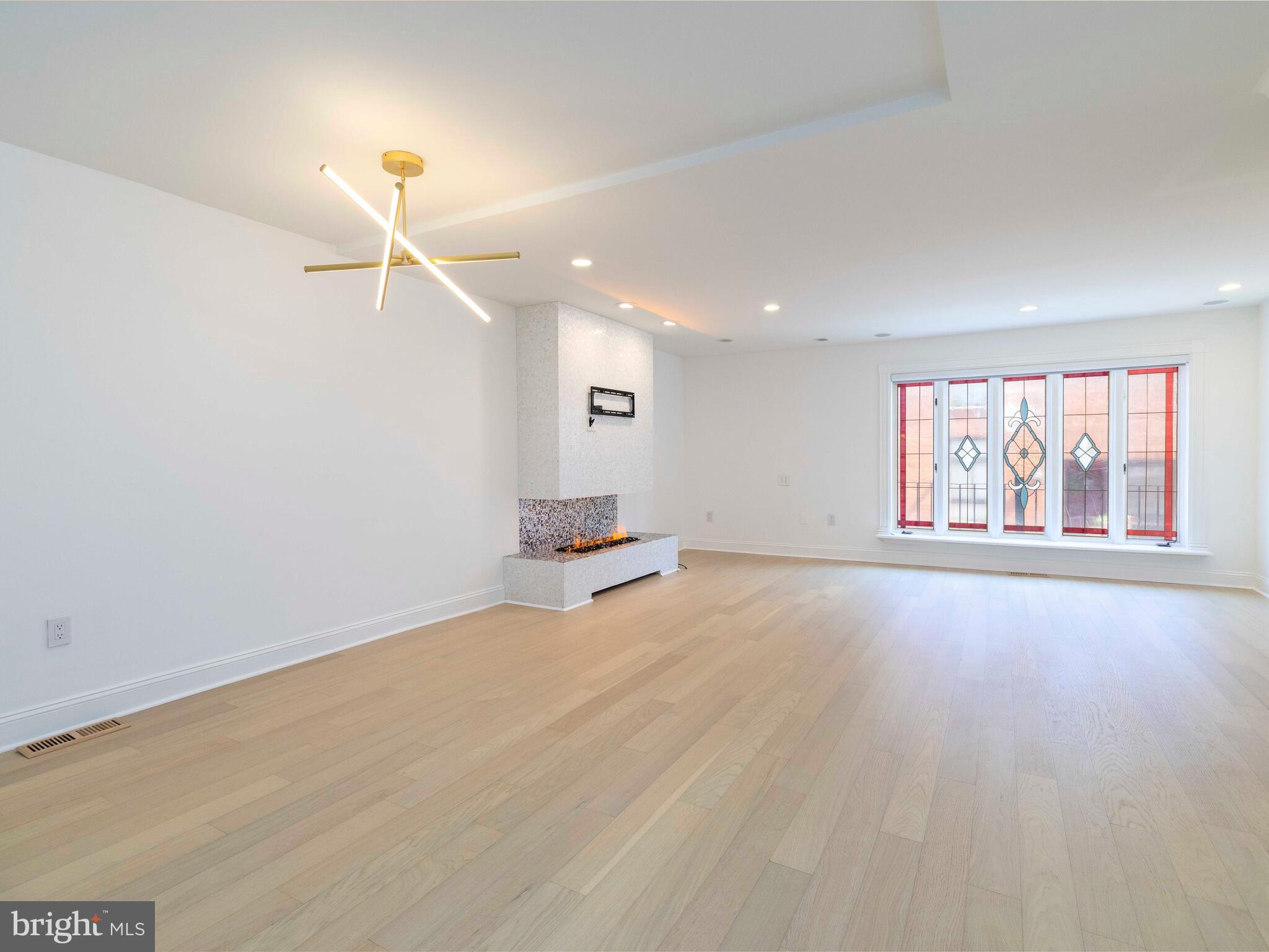 SOCIETY HILL - Residential