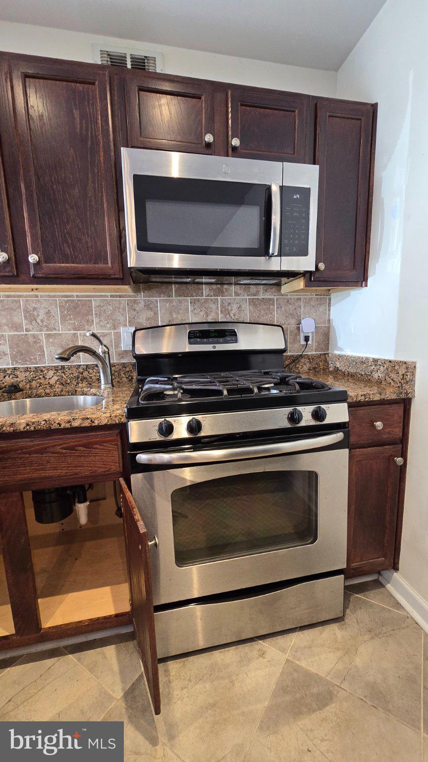 OCCOQUAN RIDGE - Residential