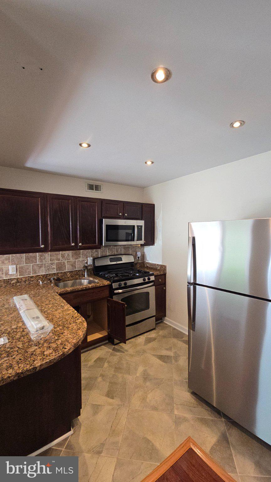 OCCOQUAN RIDGE - Residential