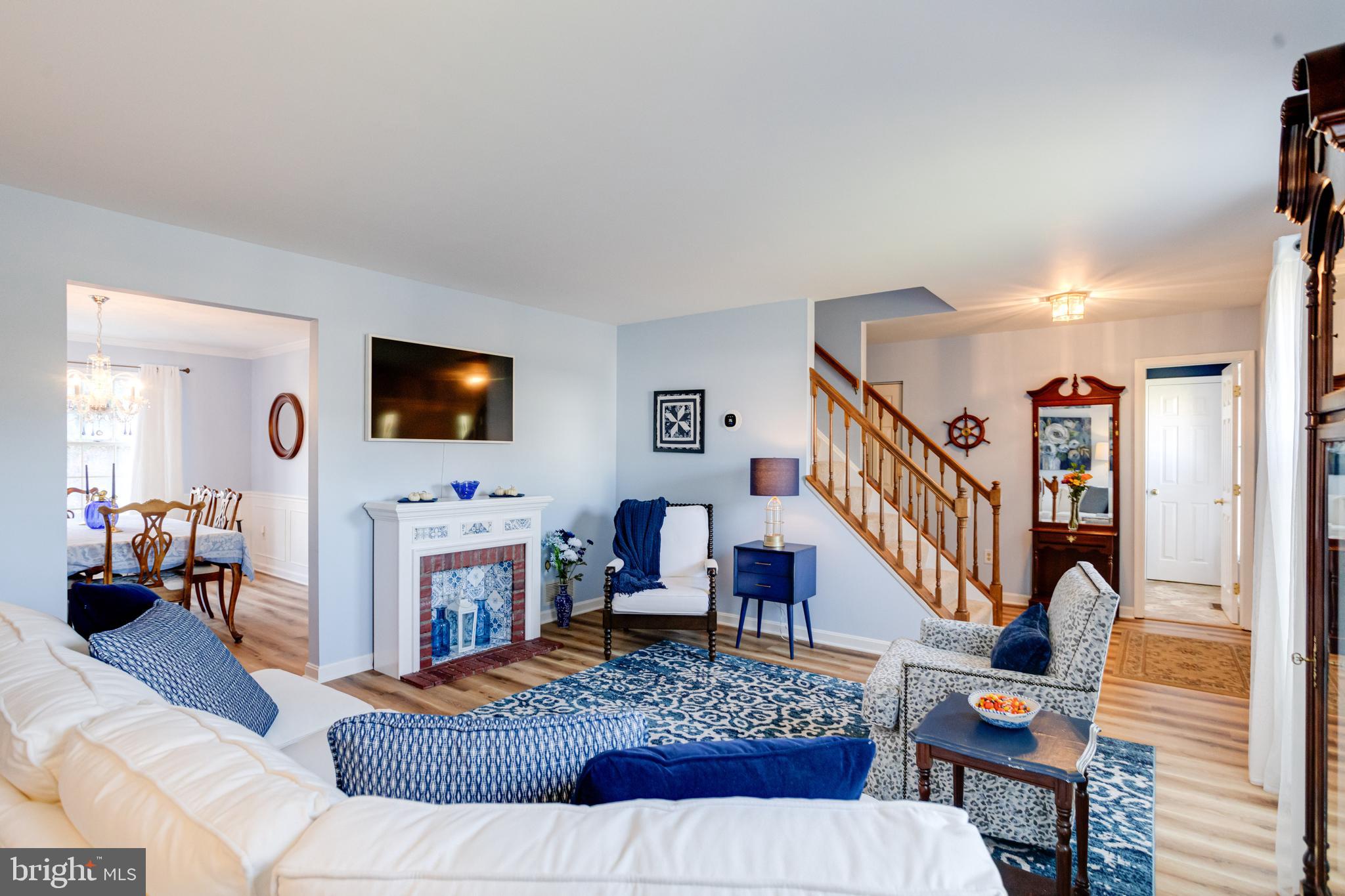 HUNTERS RUN - Residential