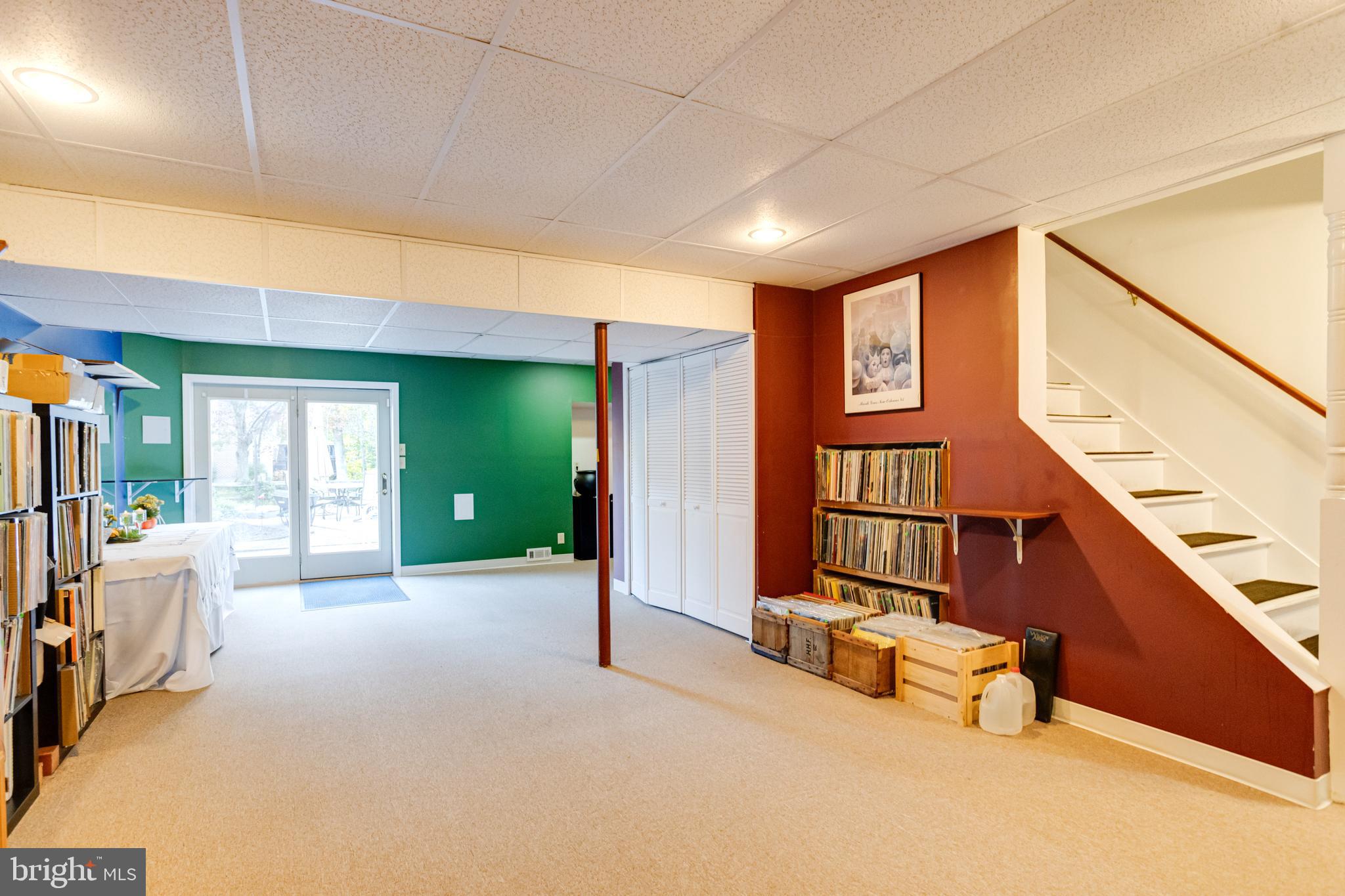 HUNTERS RUN - Residential