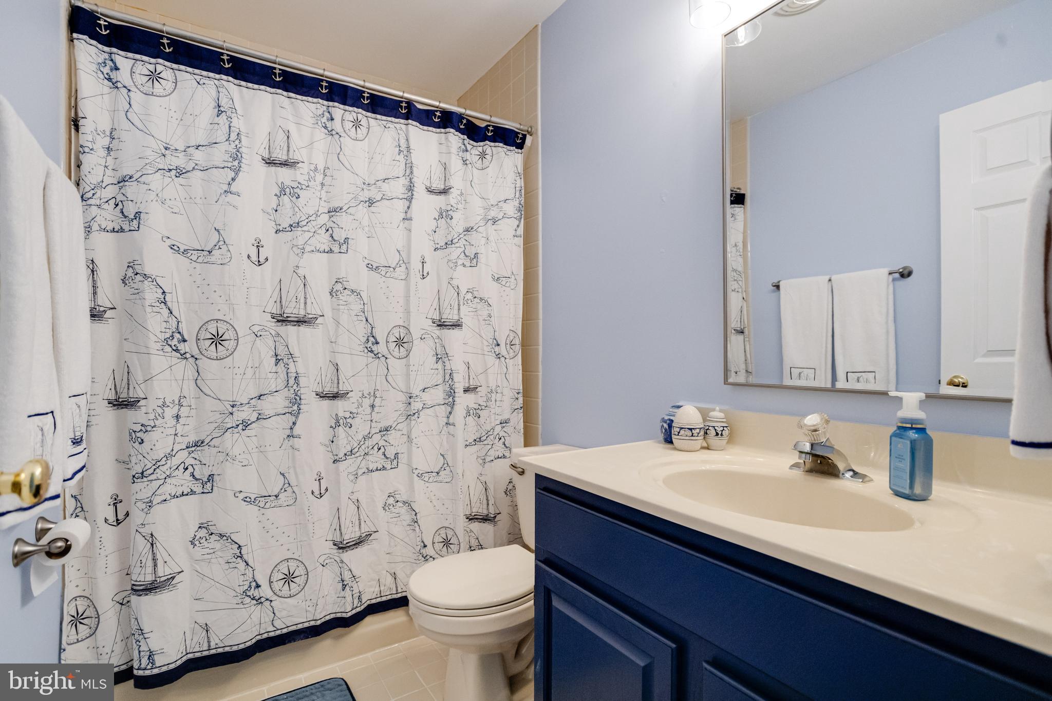 HUNTERS RUN - Residential