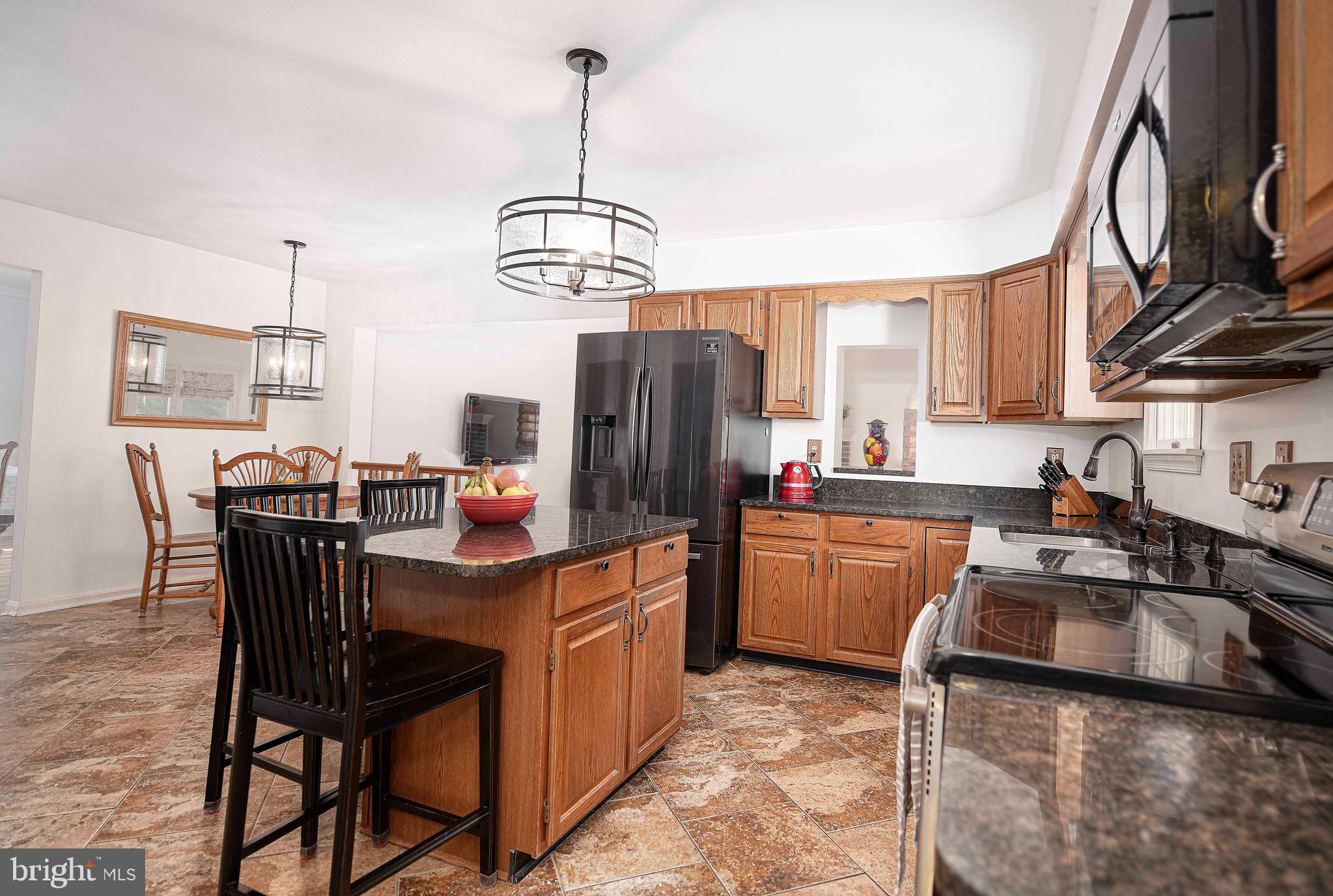 HUNTERS RUN - Residential