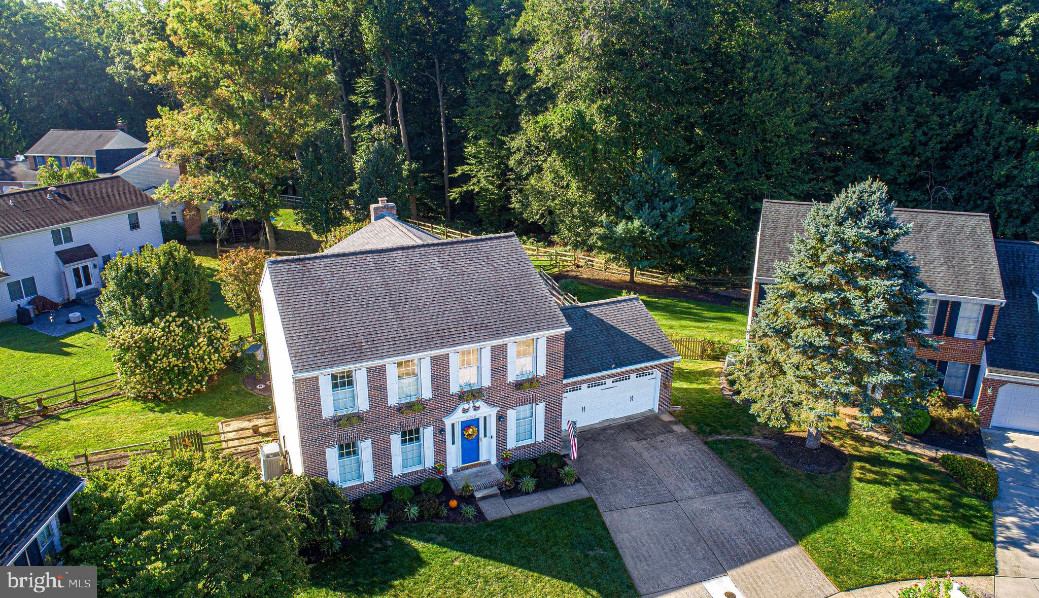 HUNTERS RUN - Residential