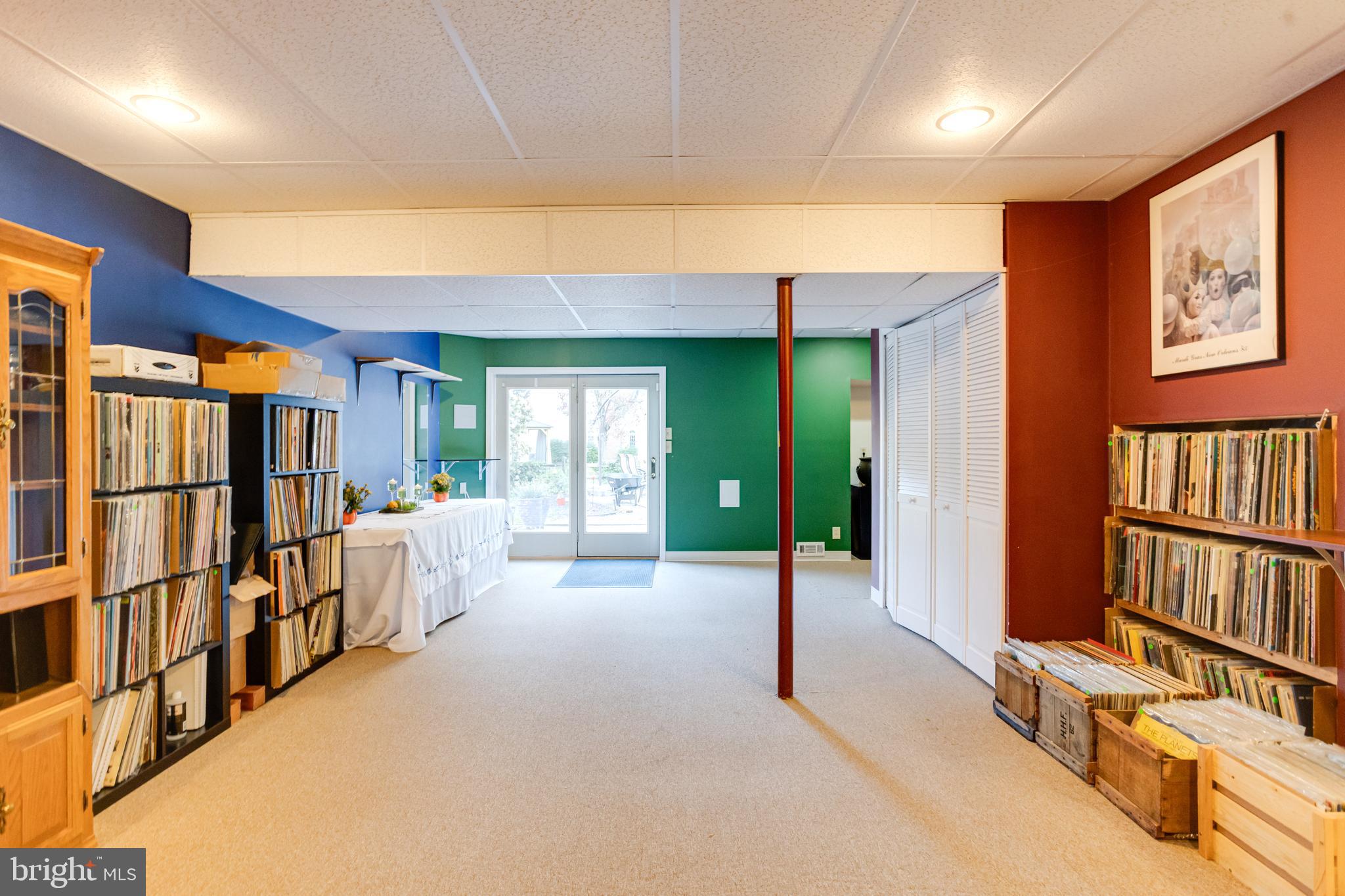 HUNTERS RUN - Residential