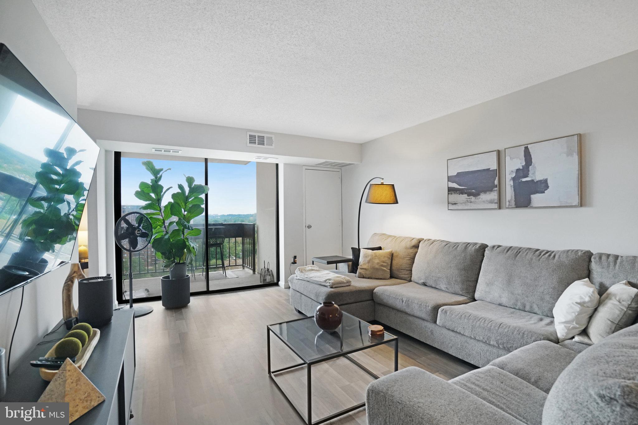 GREENHOUSE - Residential