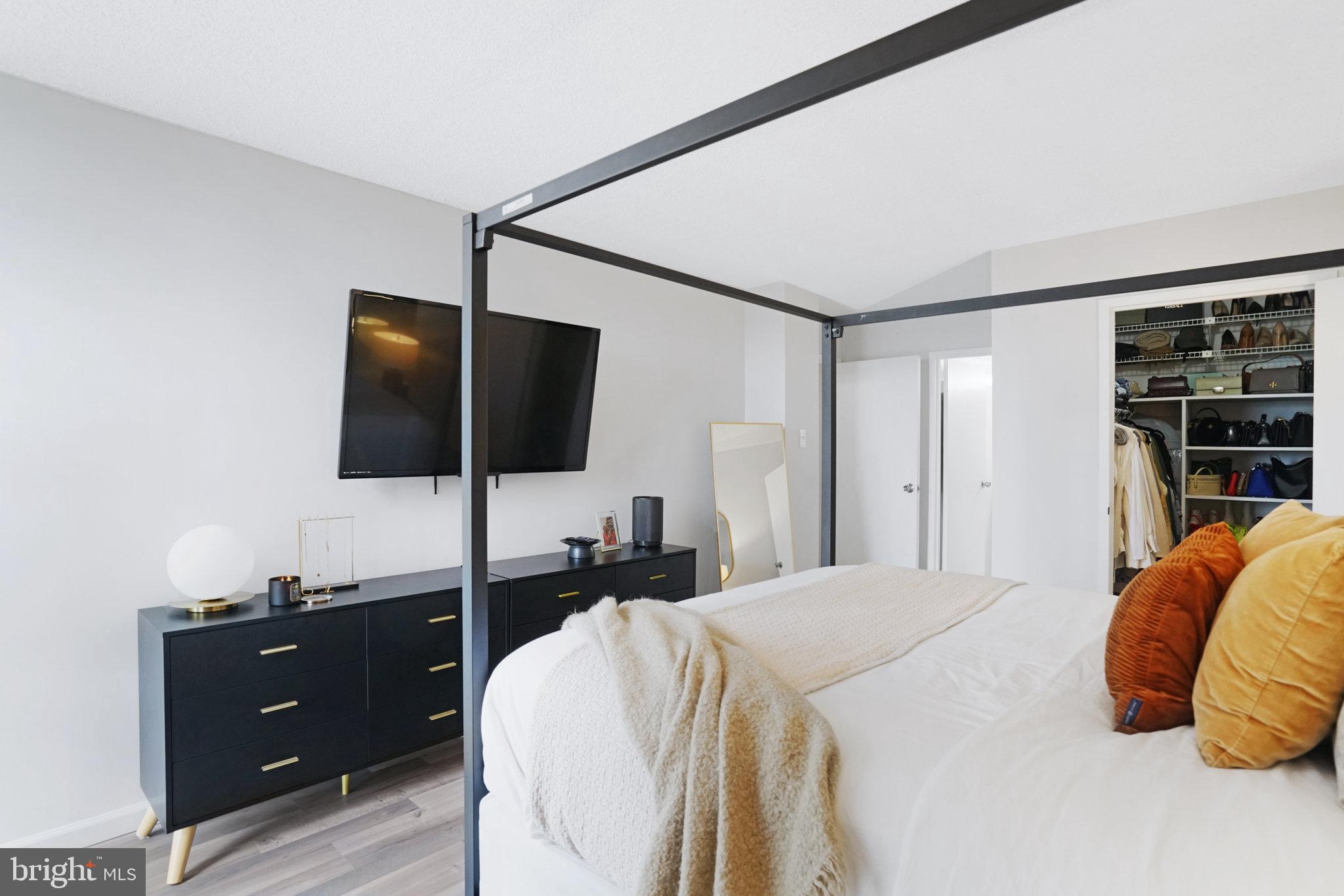 GREENHOUSE - Residential