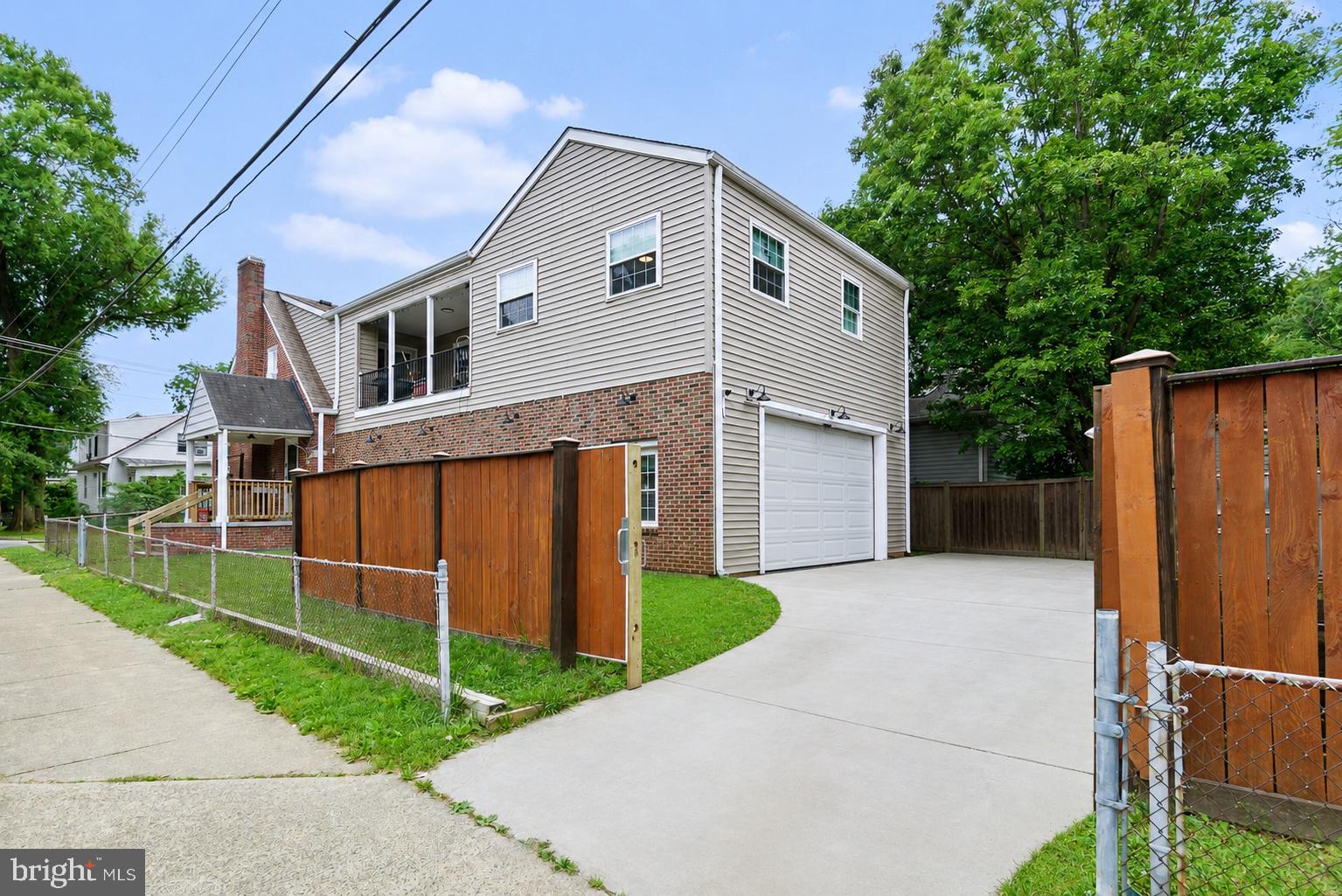 1101 17TH STREET S
