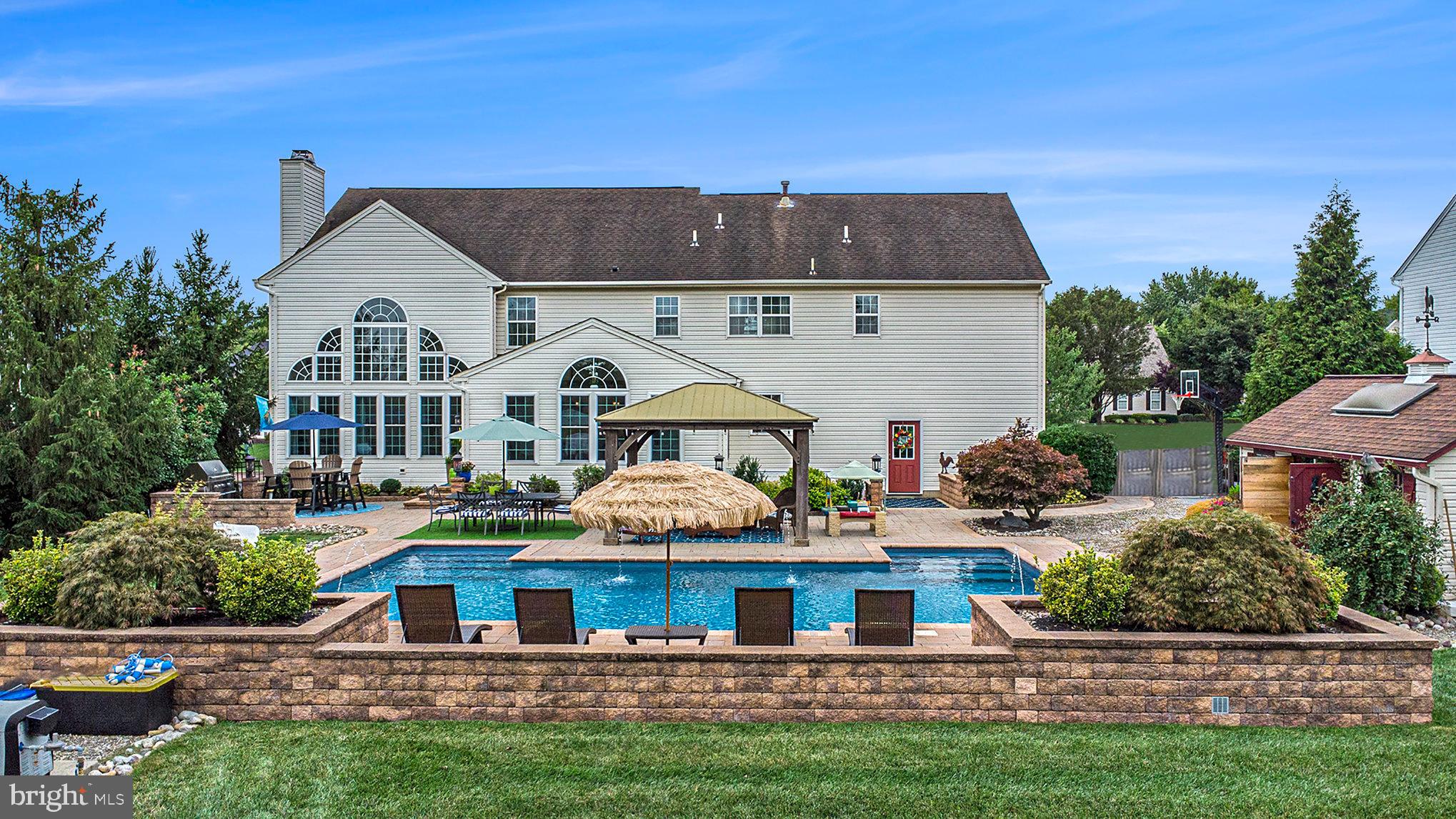 BARRINGTON ESTATES - Residential