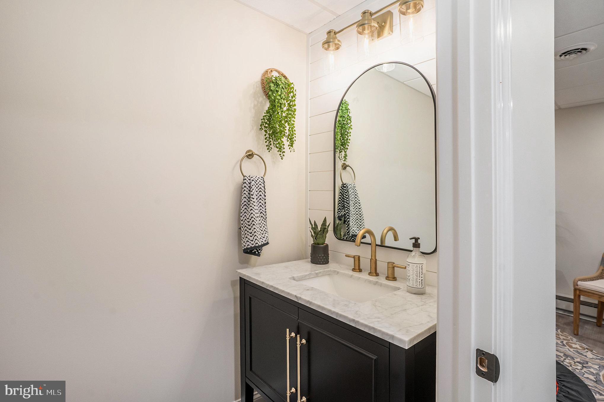 BARRINGTON ESTATES - Residential