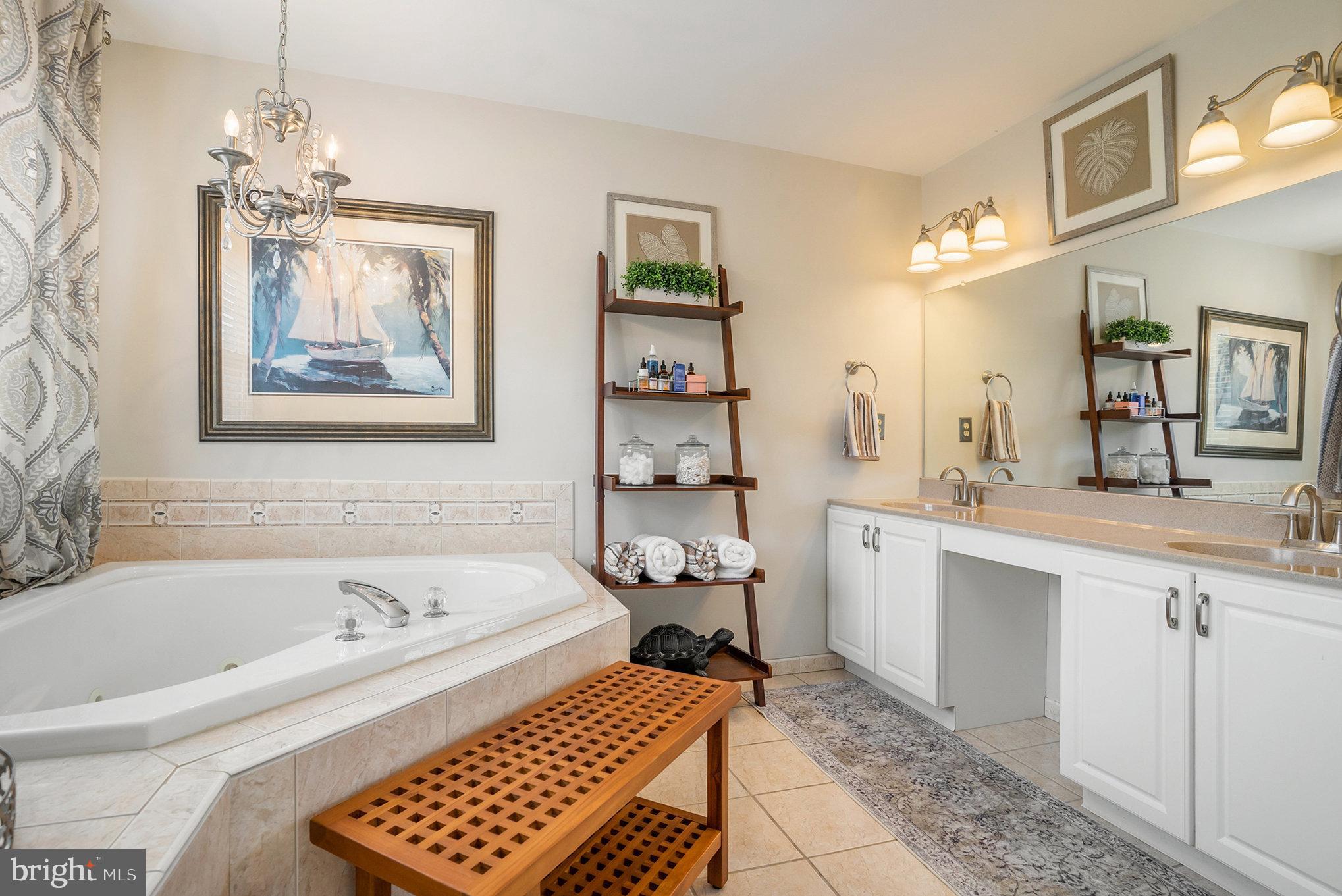 BARRINGTON ESTATES - Residential