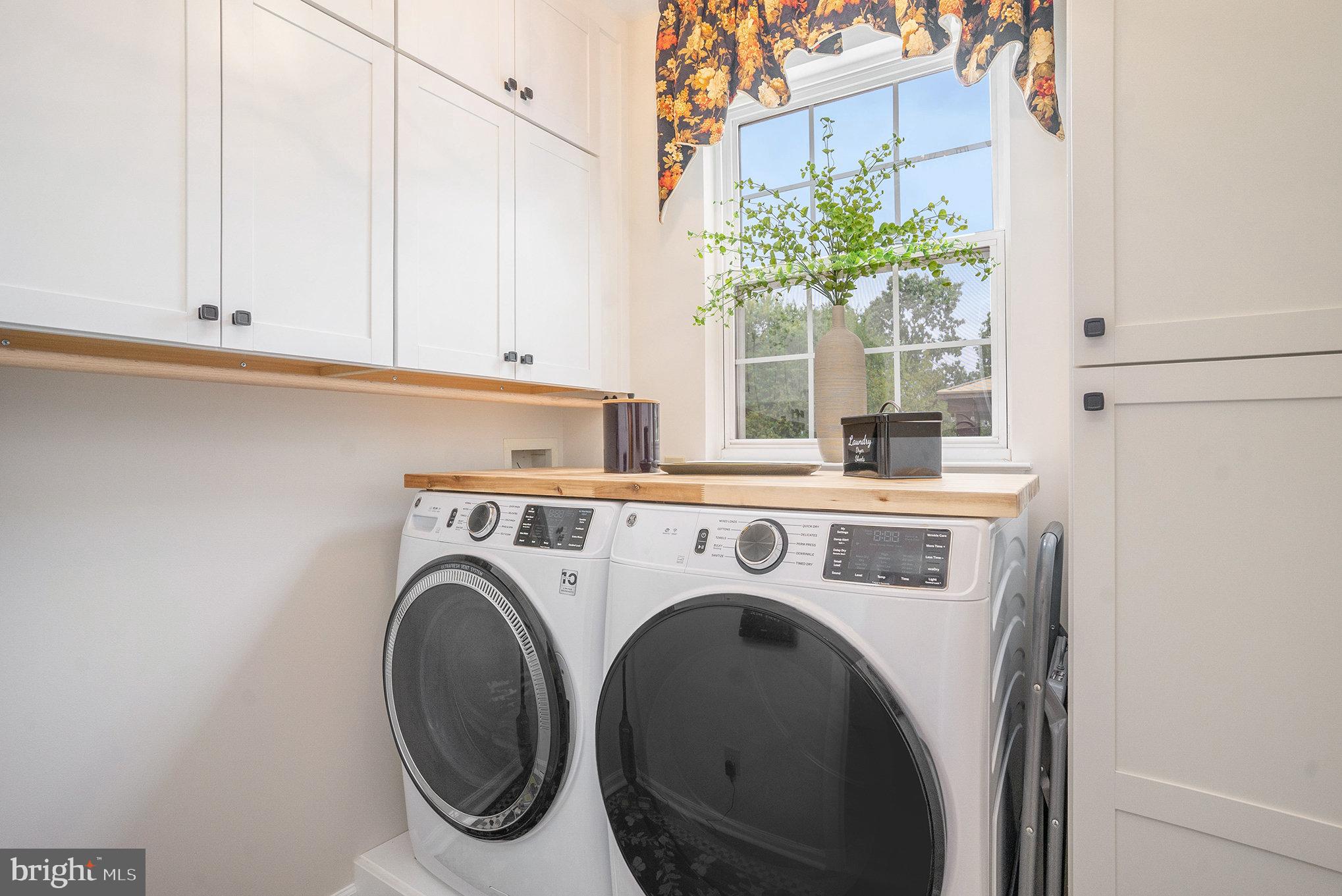 BARRINGTON ESTATES - Residential