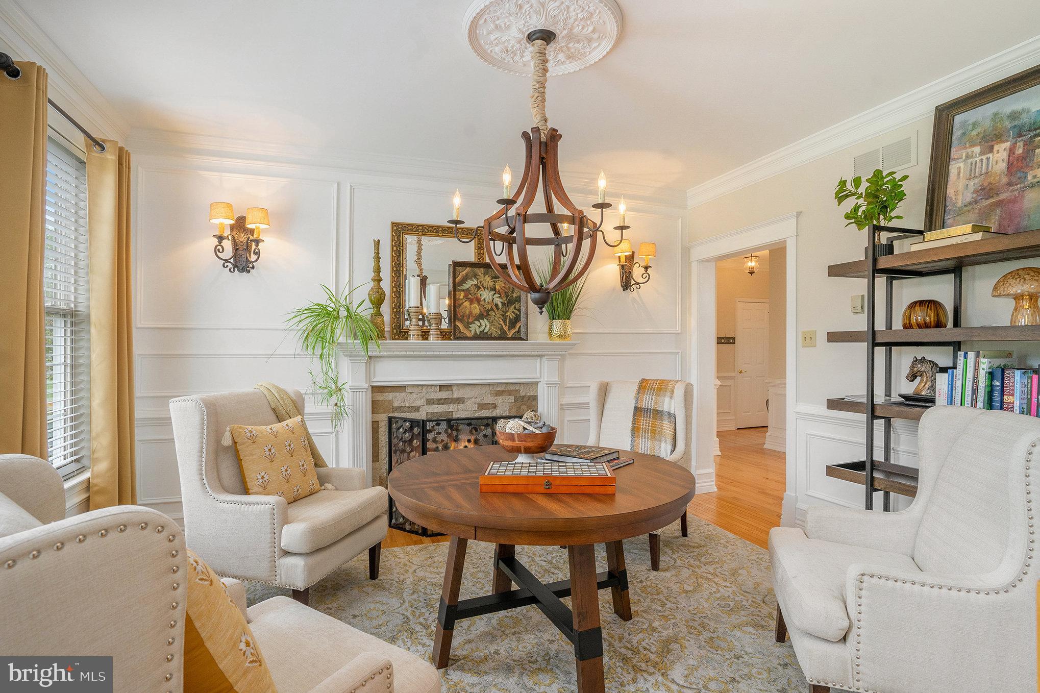 BARRINGTON ESTATES - Residential