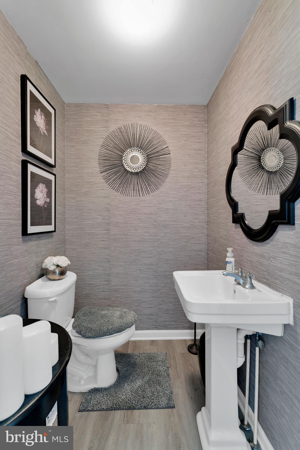 LAKEWOOD EST SUB - Residential Lease