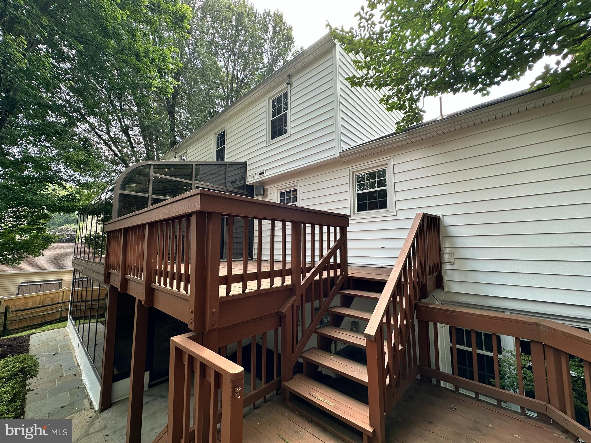 LONG BRANCH - Residential