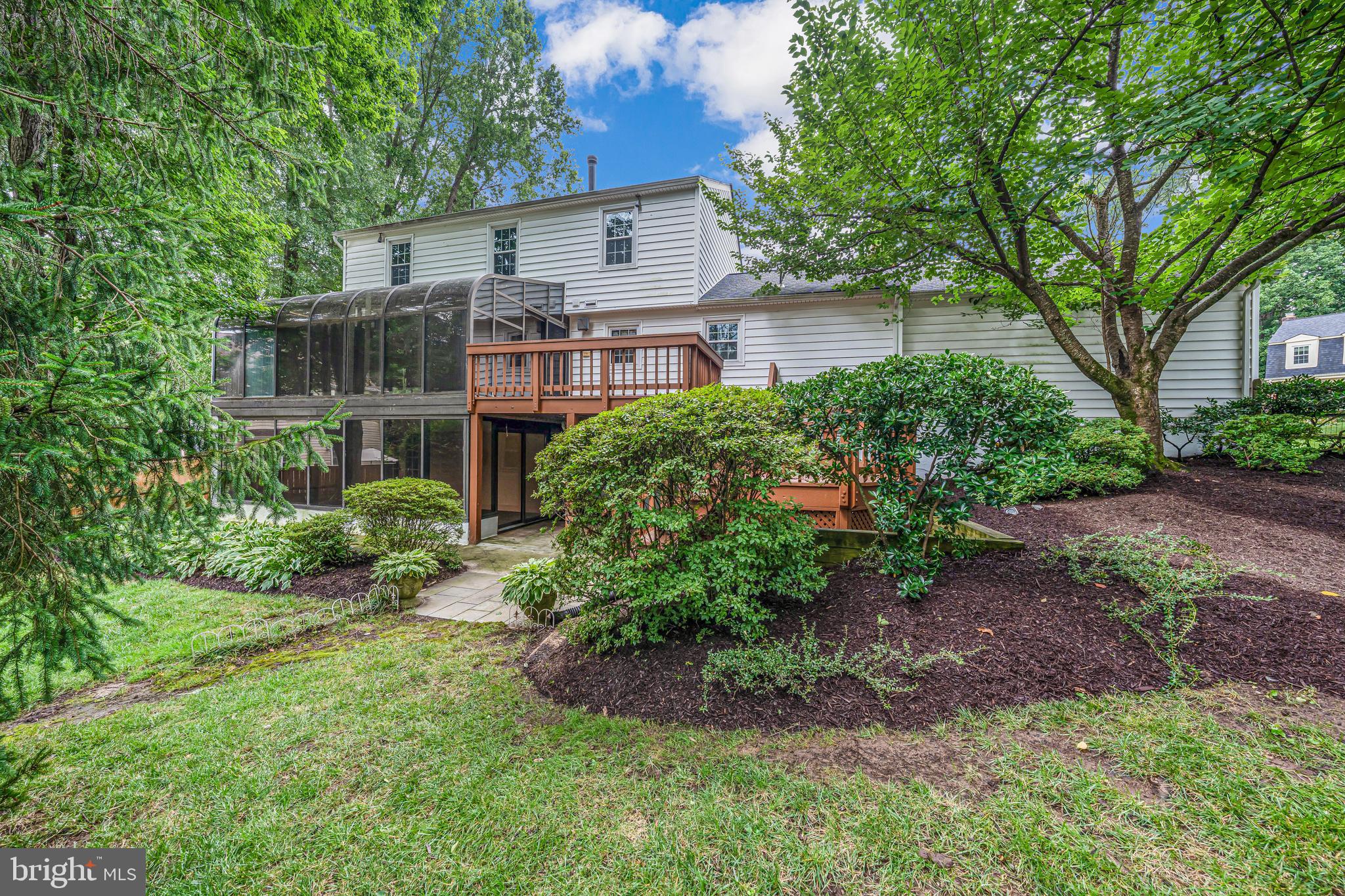 LONG BRANCH - Residential