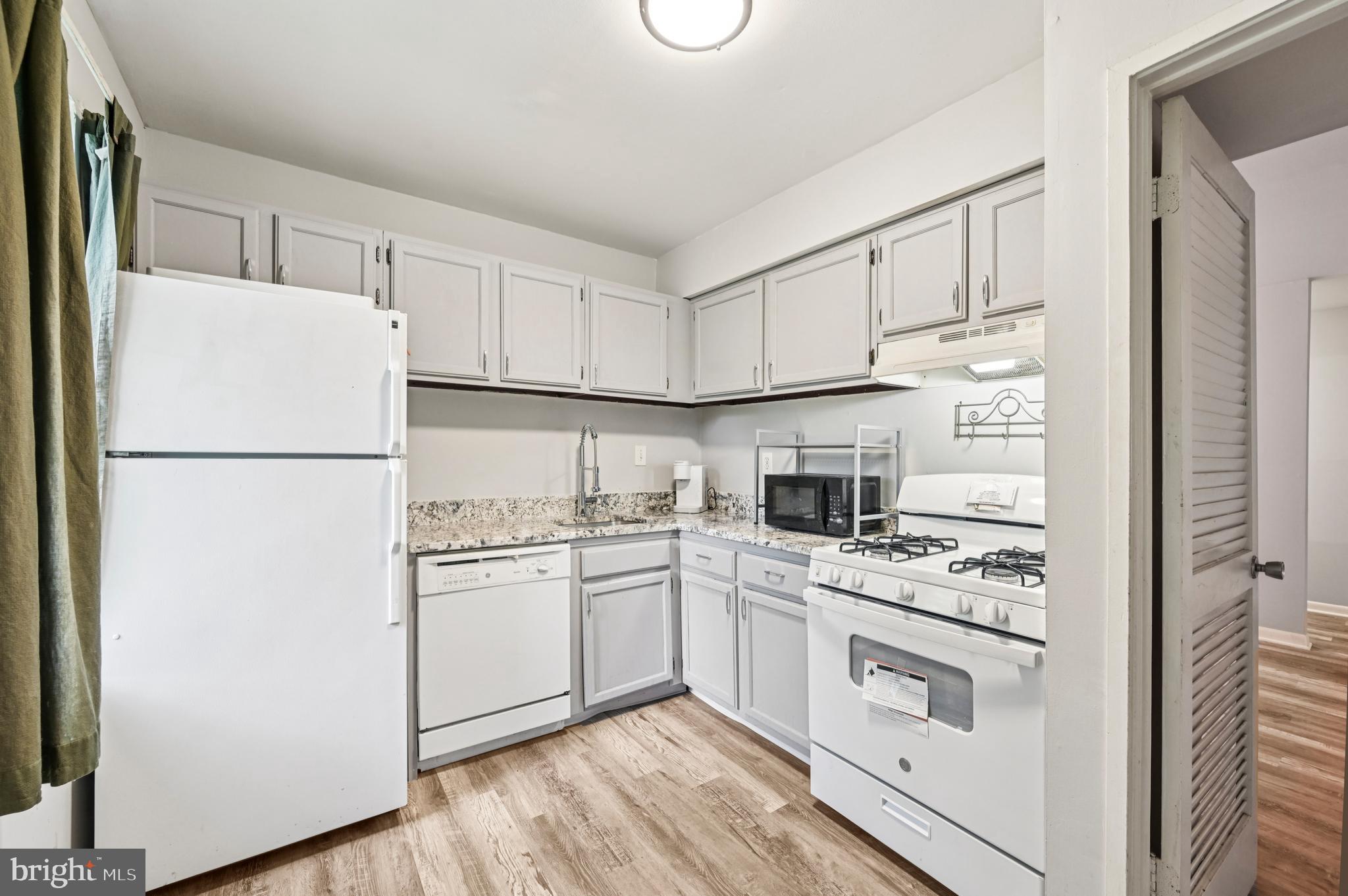 9633 WHITEACRE C-2