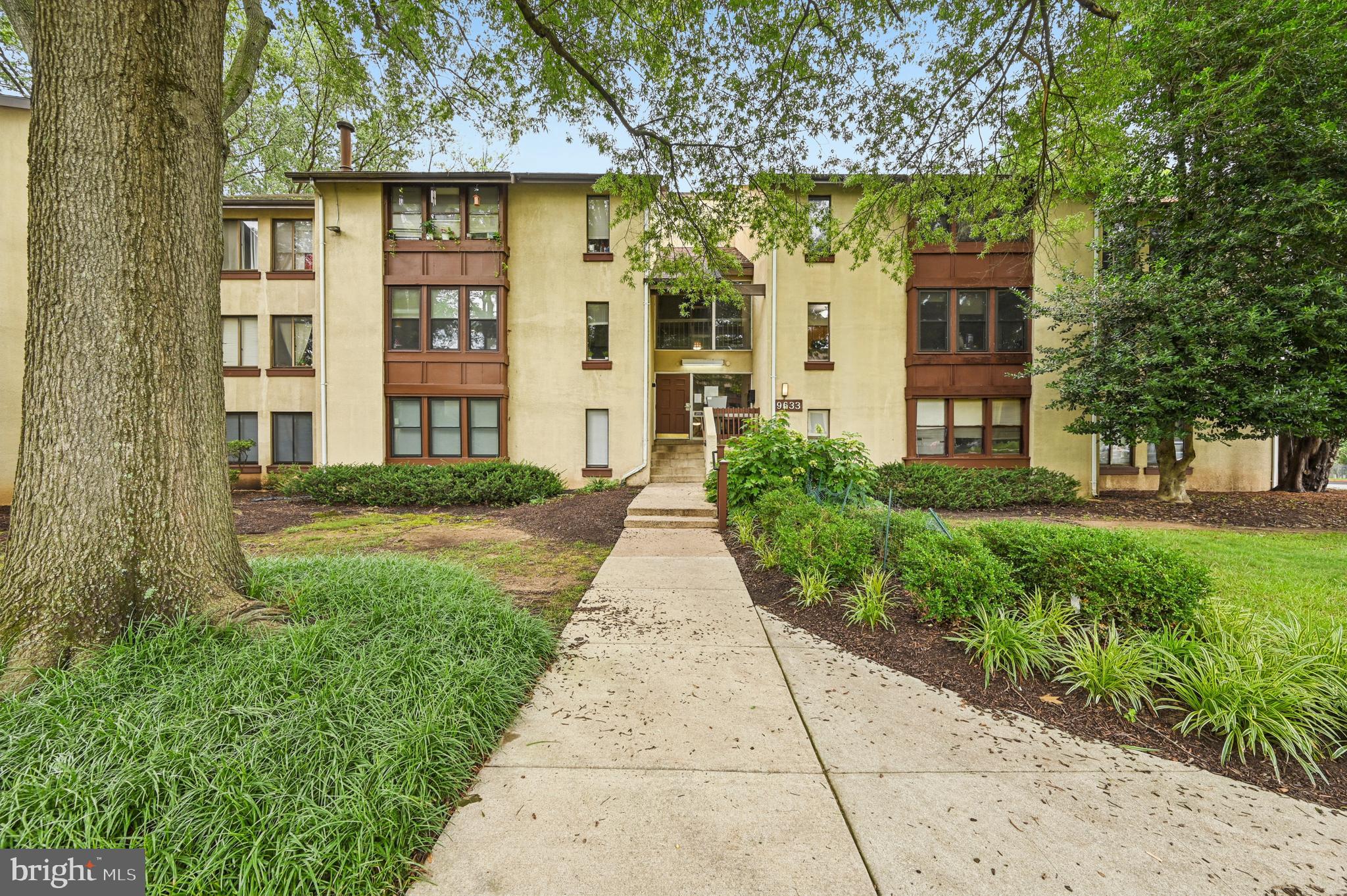 OAKLAND MILLS - Residential