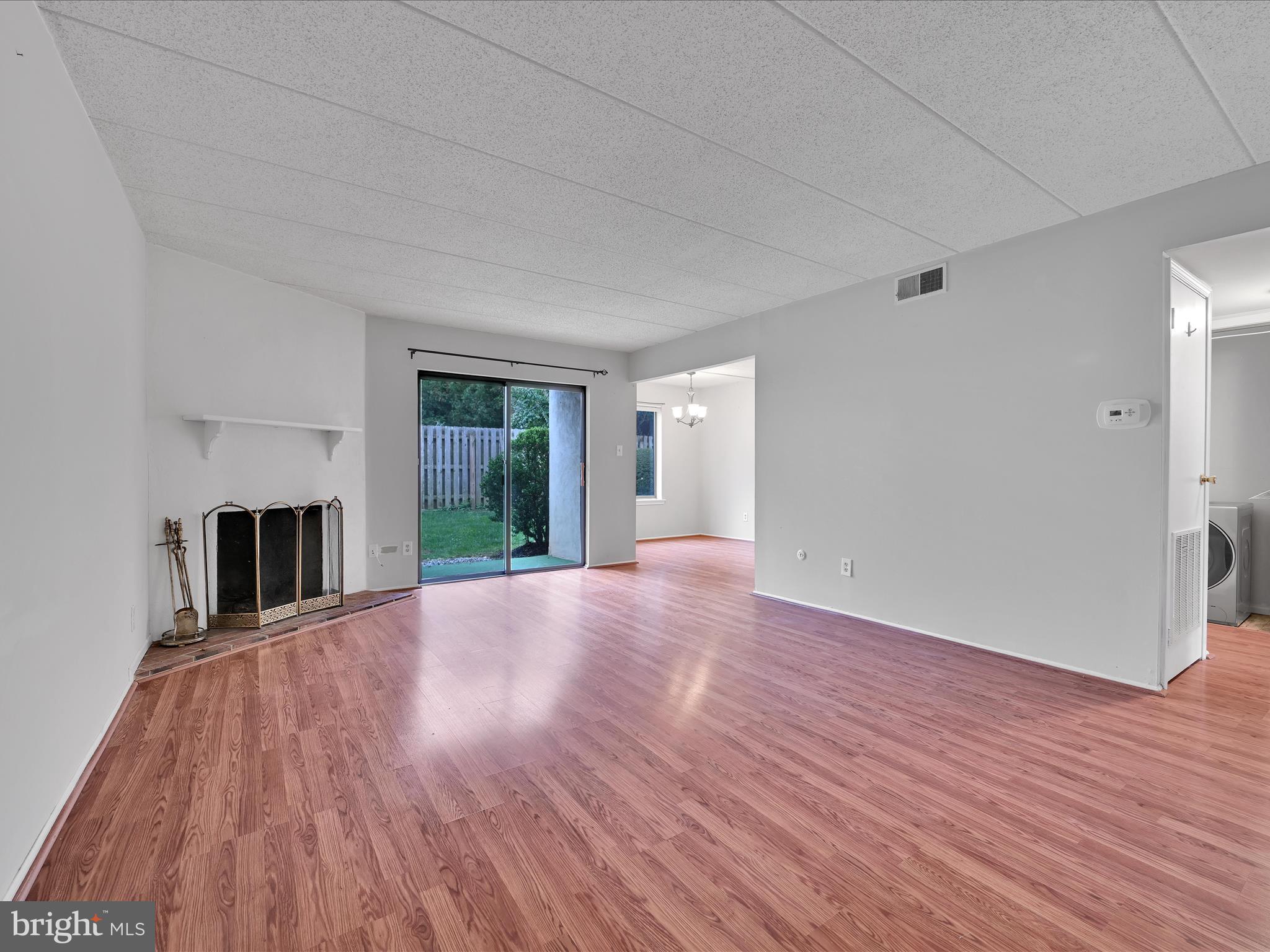 411 W CONESTOGA ROAD 33