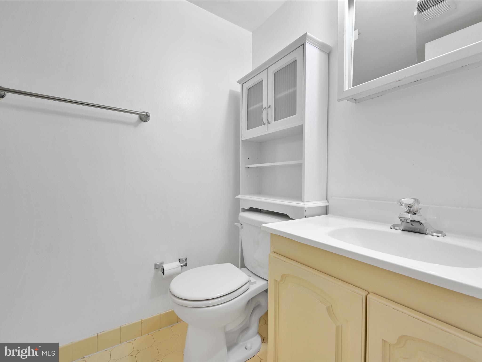 DEVON GREEN - Residential Lease