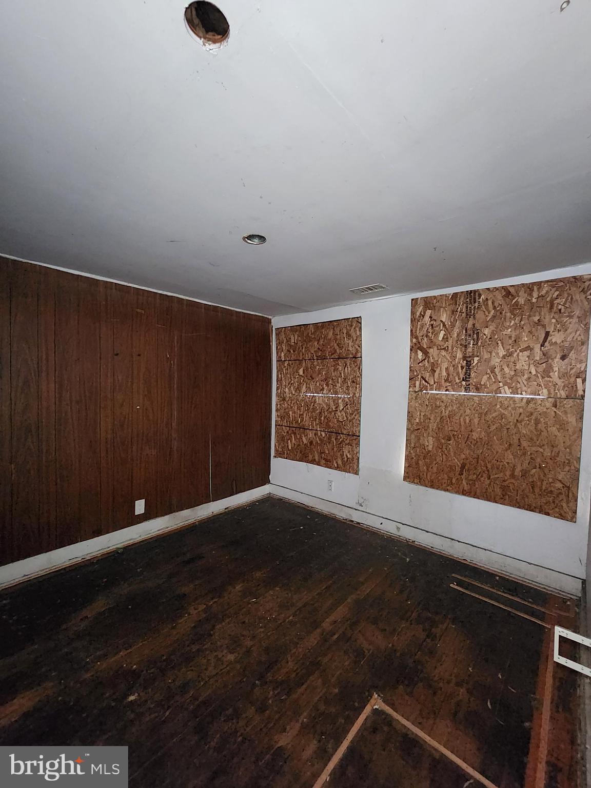 CURTIS BAY - Residential