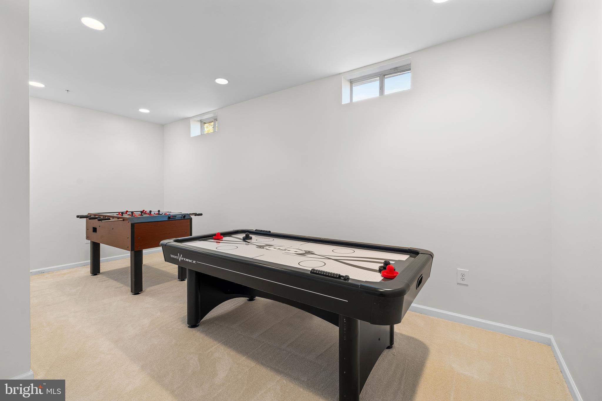 WOODMORE AT OAK CREEK-PL - Residential