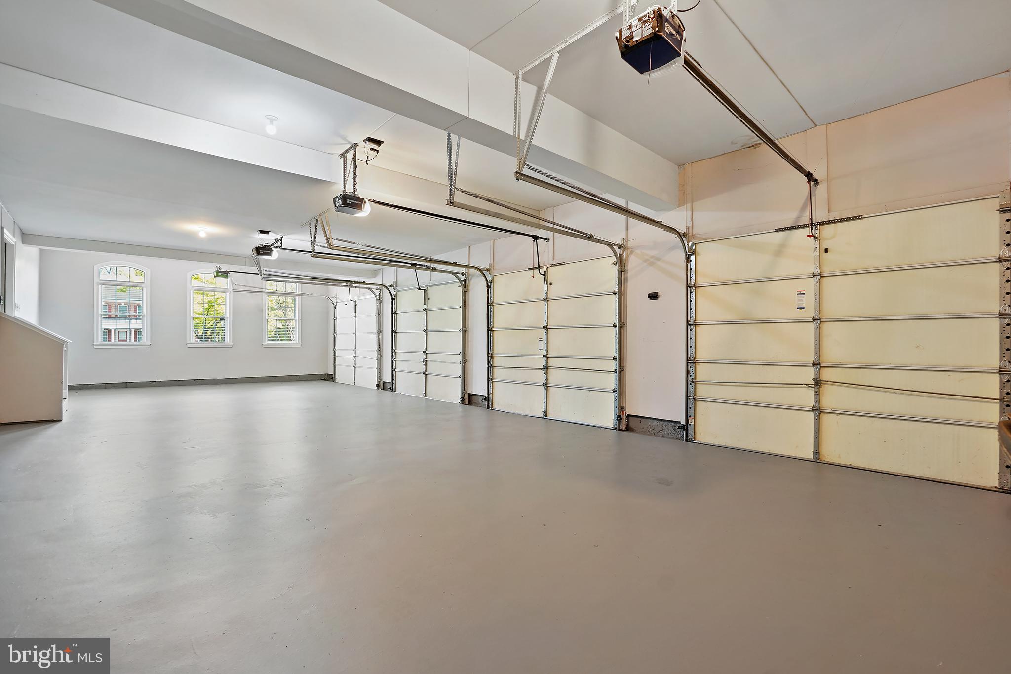 WOODMORE AT OAK CREEK-PL - Residential