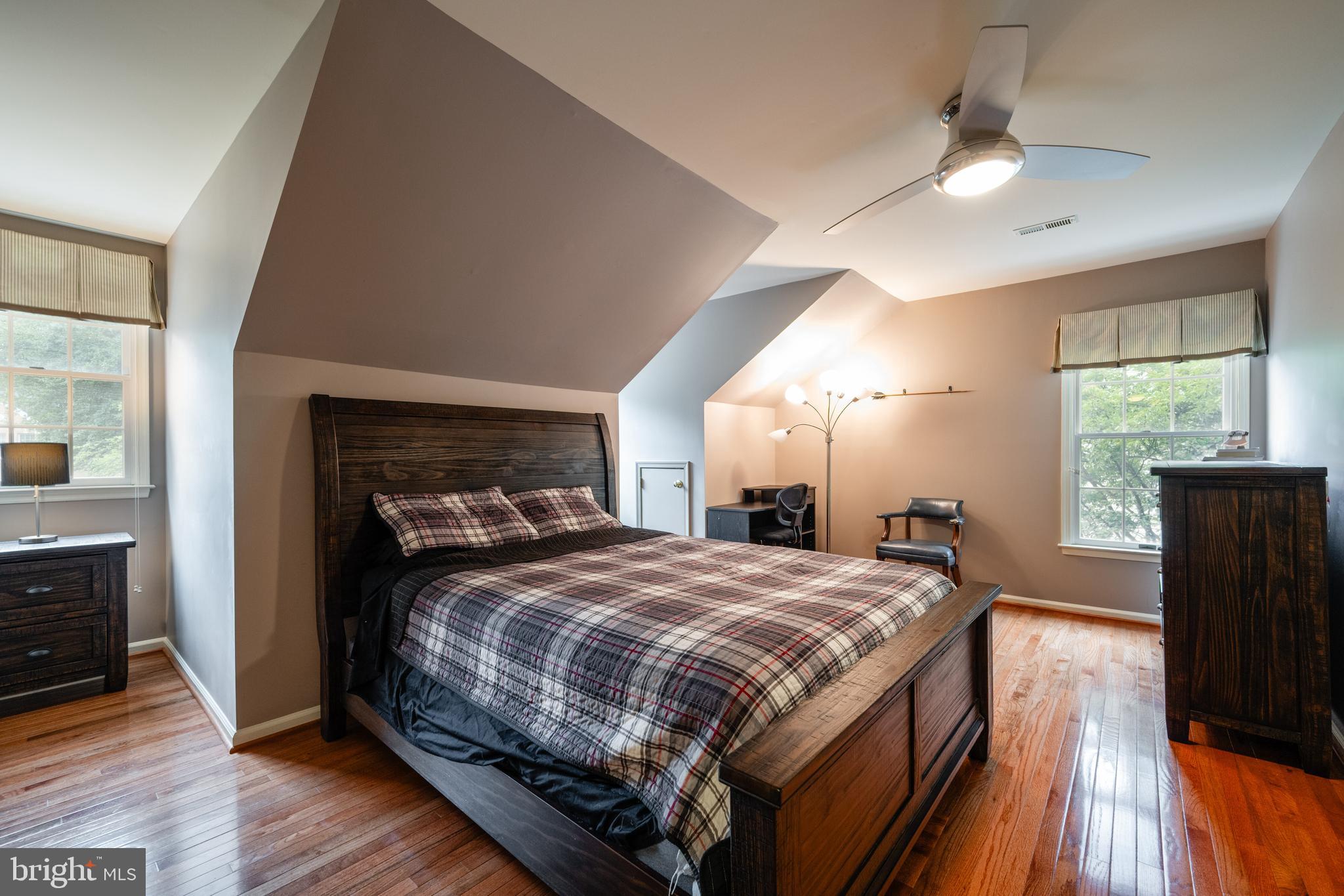 BARRINGTON - Residential