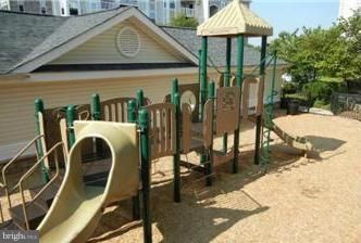 WESTCHESTER AT STRATFORD - Residential