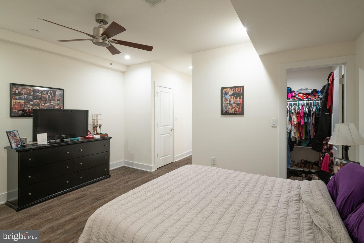 OLDE KENSINGTON - Residential