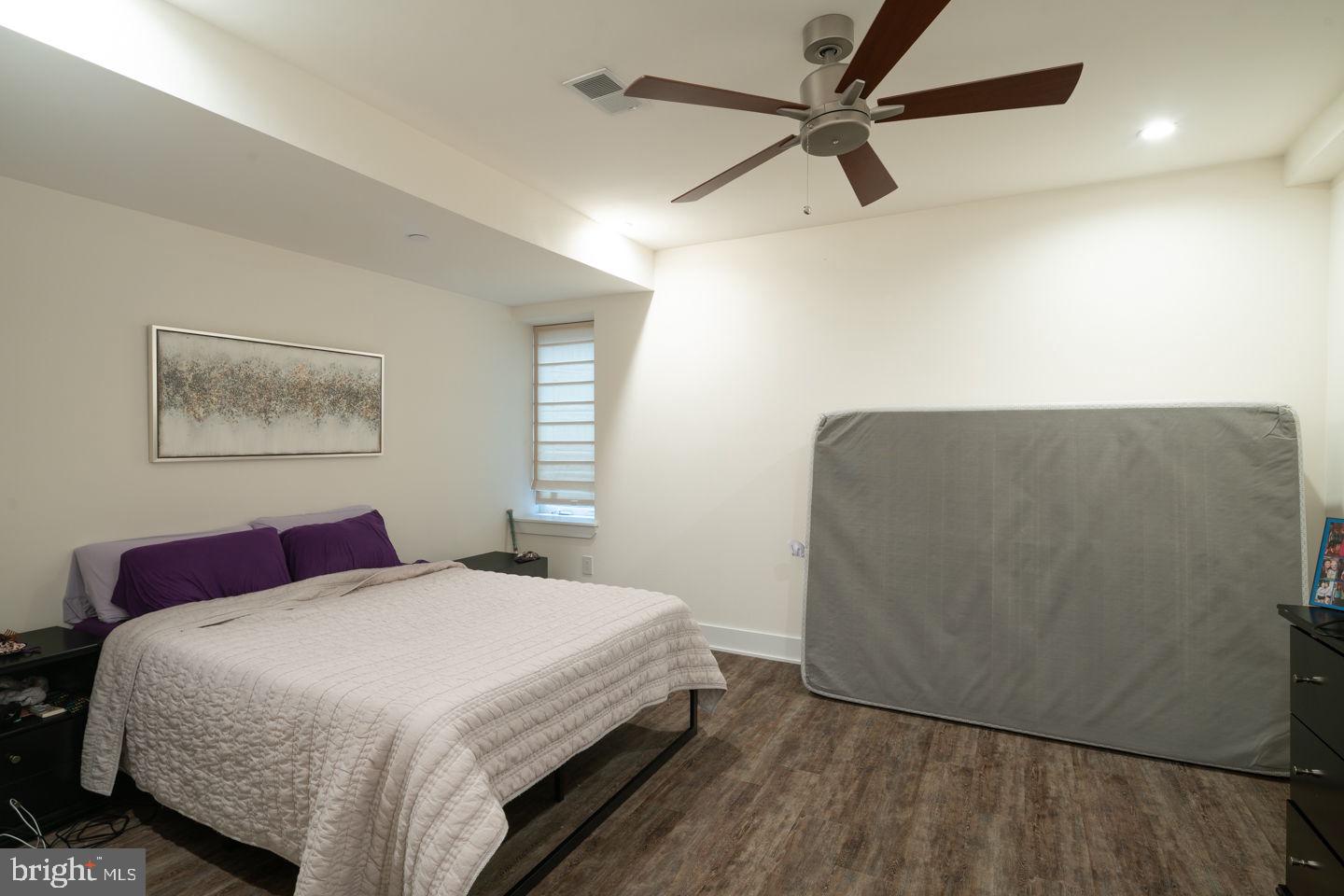 OLDE KENSINGTON - Residential