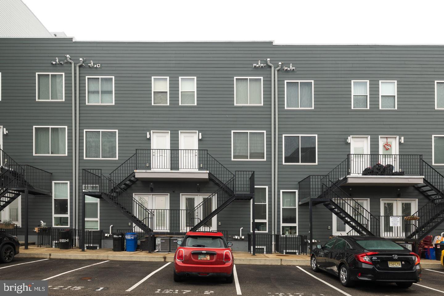 OLDE KENSINGTON - Residential