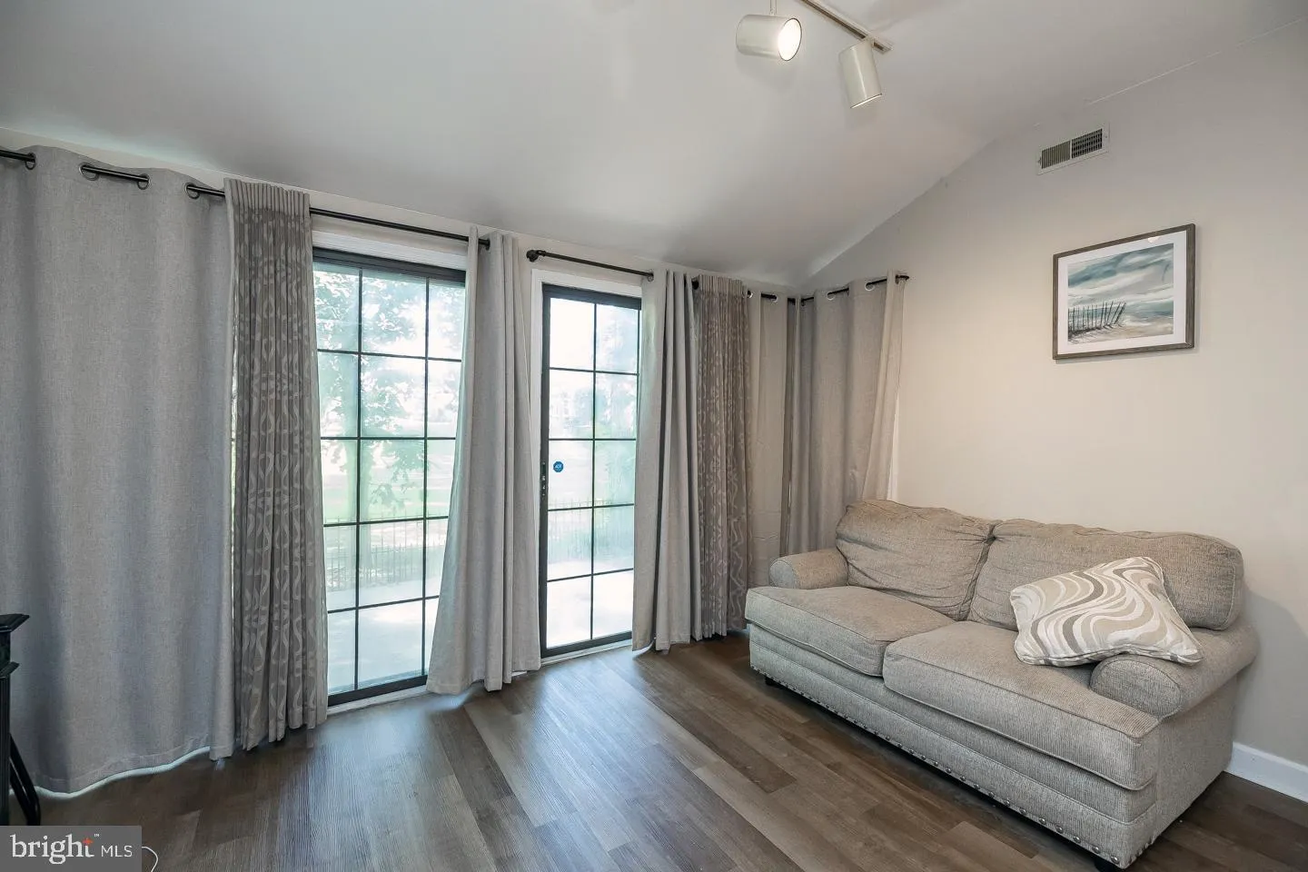 Mays Landing, New Jersey 08330, United States, 2 Bedrooms Bedrooms, ,2 BathroomsBathrooms,Residential,Active,204491