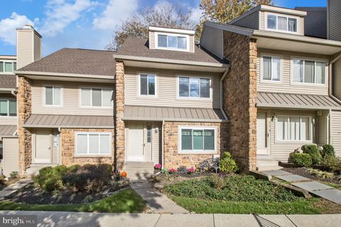 412 CANNON COURT 412 CHESTERBROOK PA 19087
