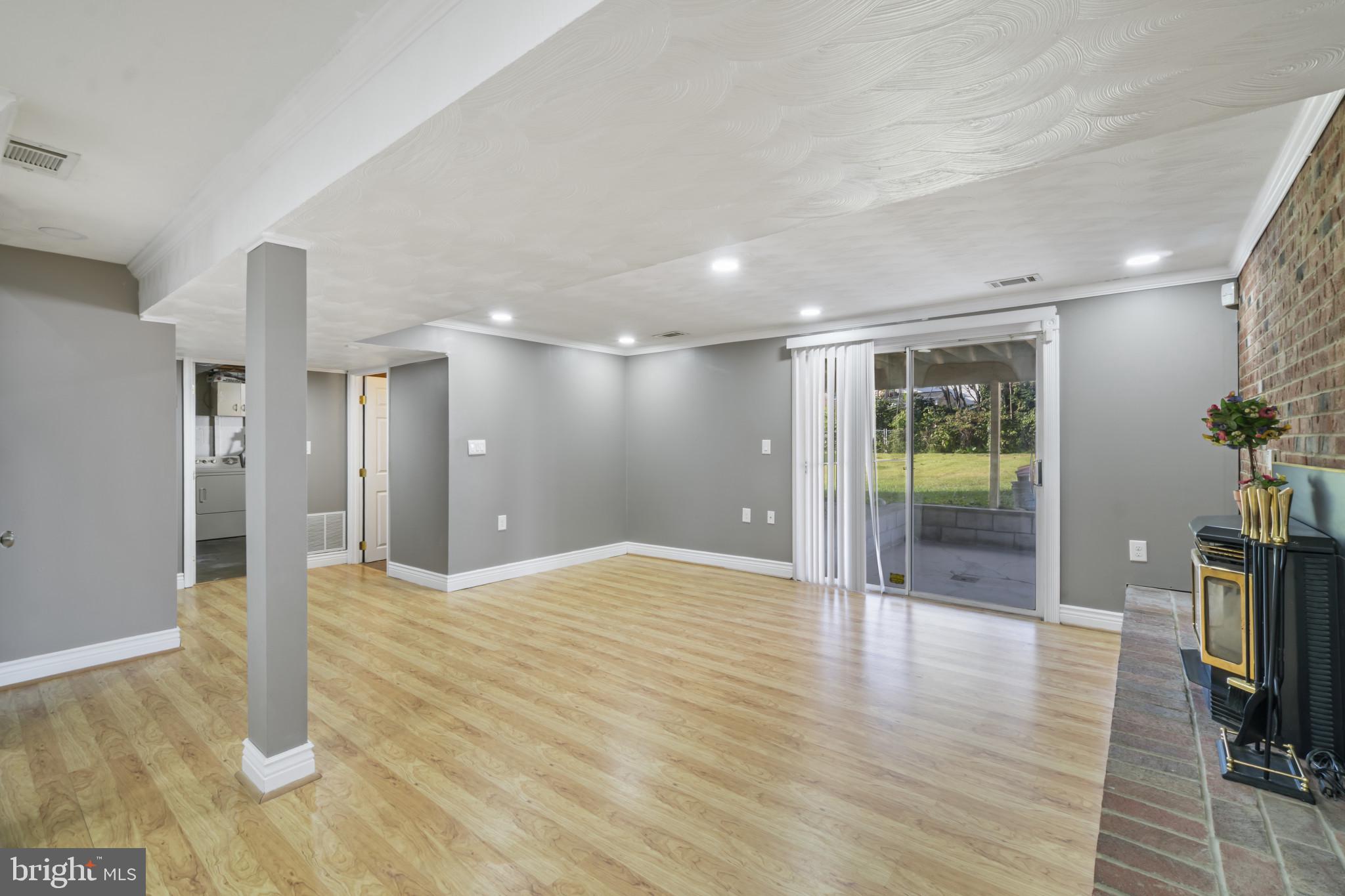 BROOKLYN PARK - Residential