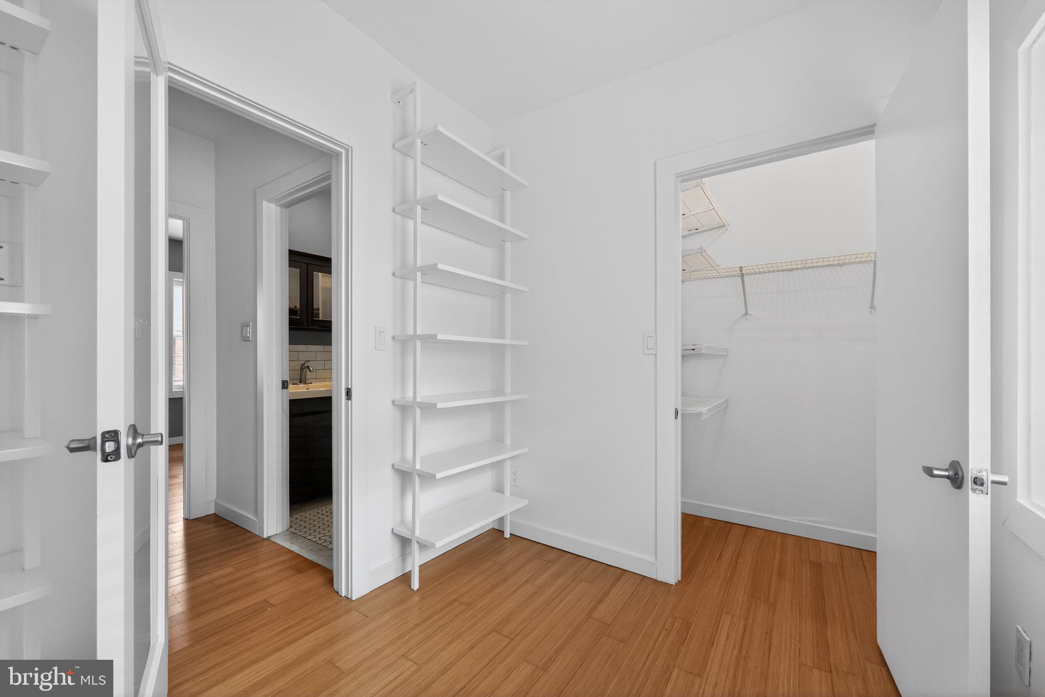 BELLA VISTA - Residential