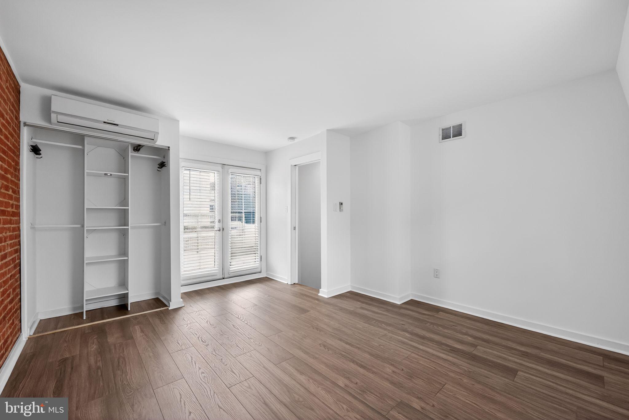 BELLA VISTA - Residential