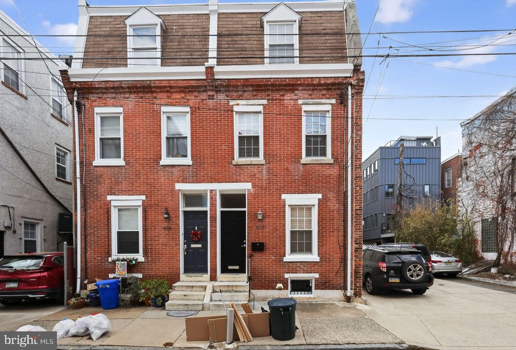 Photo of 608 Kater Street, PHILADELPHIA, PA 19147 (MLS # PAPH2607508)