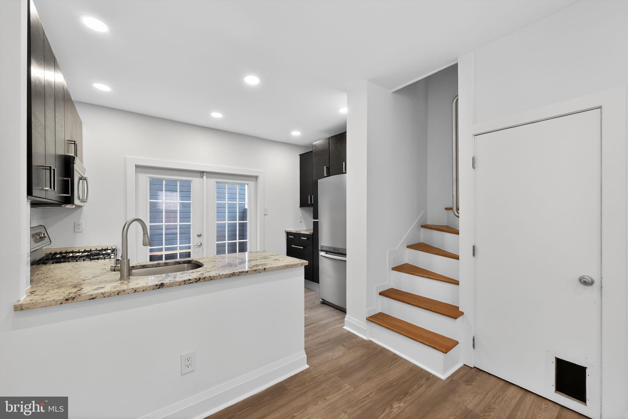 BELLA VISTA - Residential