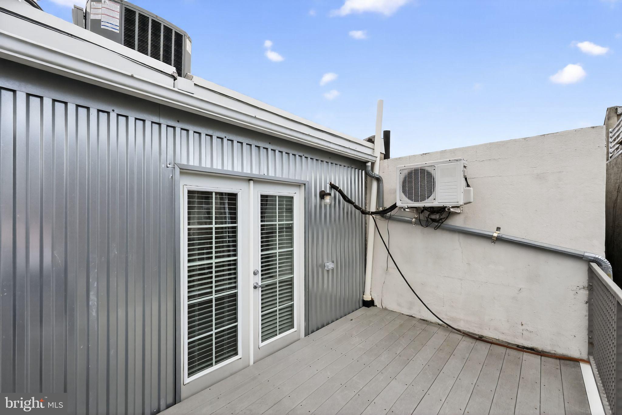 BELLA VISTA - Residential