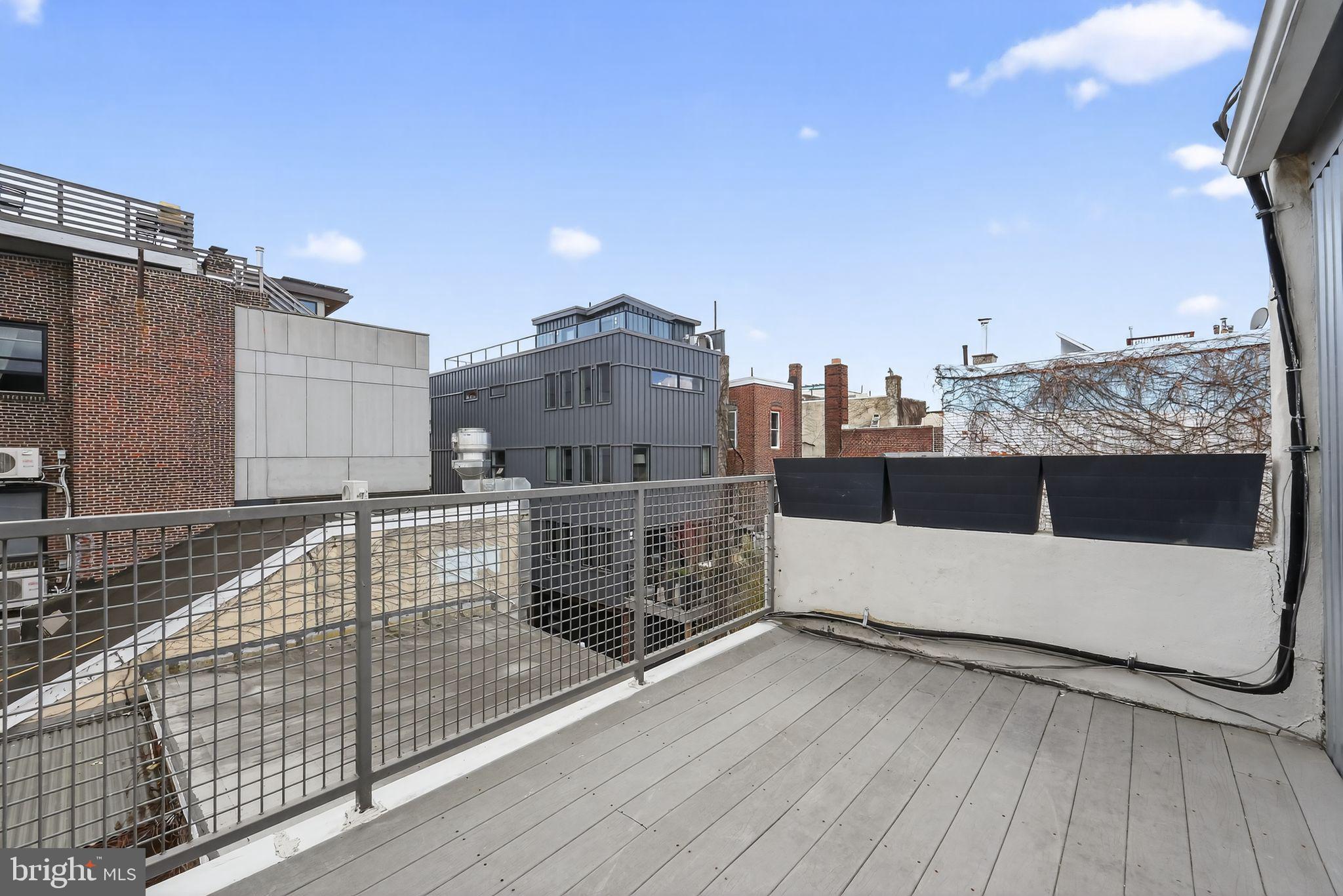 BELLA VISTA - Residential