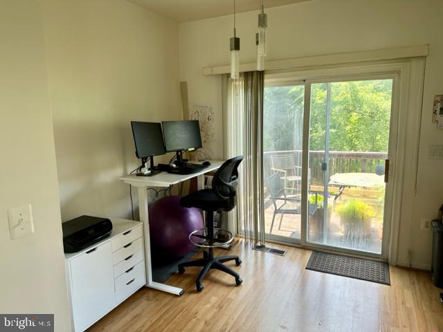 LEGACY AT LINCOLN PARK - Residential Lease