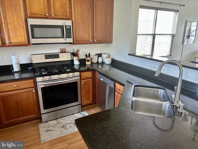 LEGACY AT LINCOLN PARK - Residential Lease