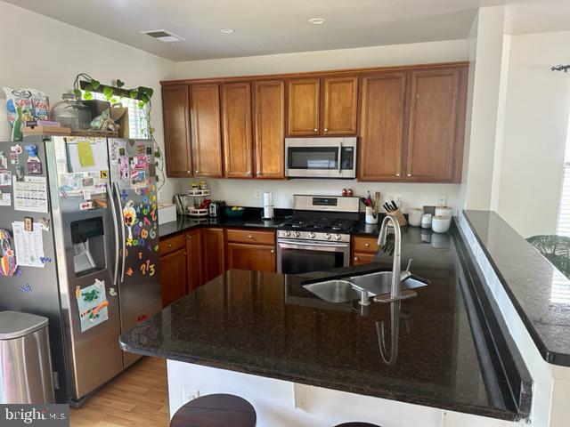 LEGACY AT LINCOLN PARK - Residential Lease