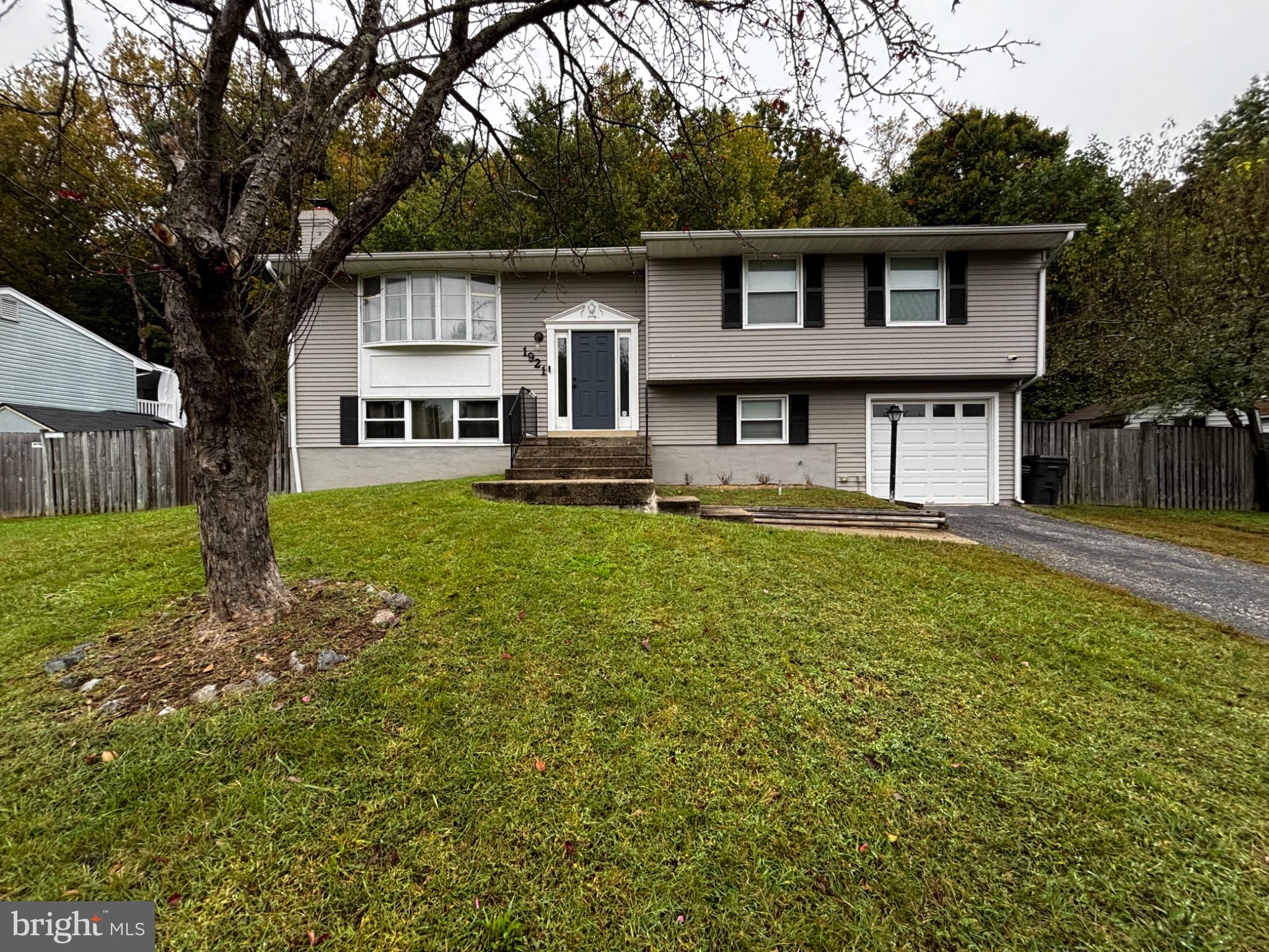 1921 MICHAEL ROAD