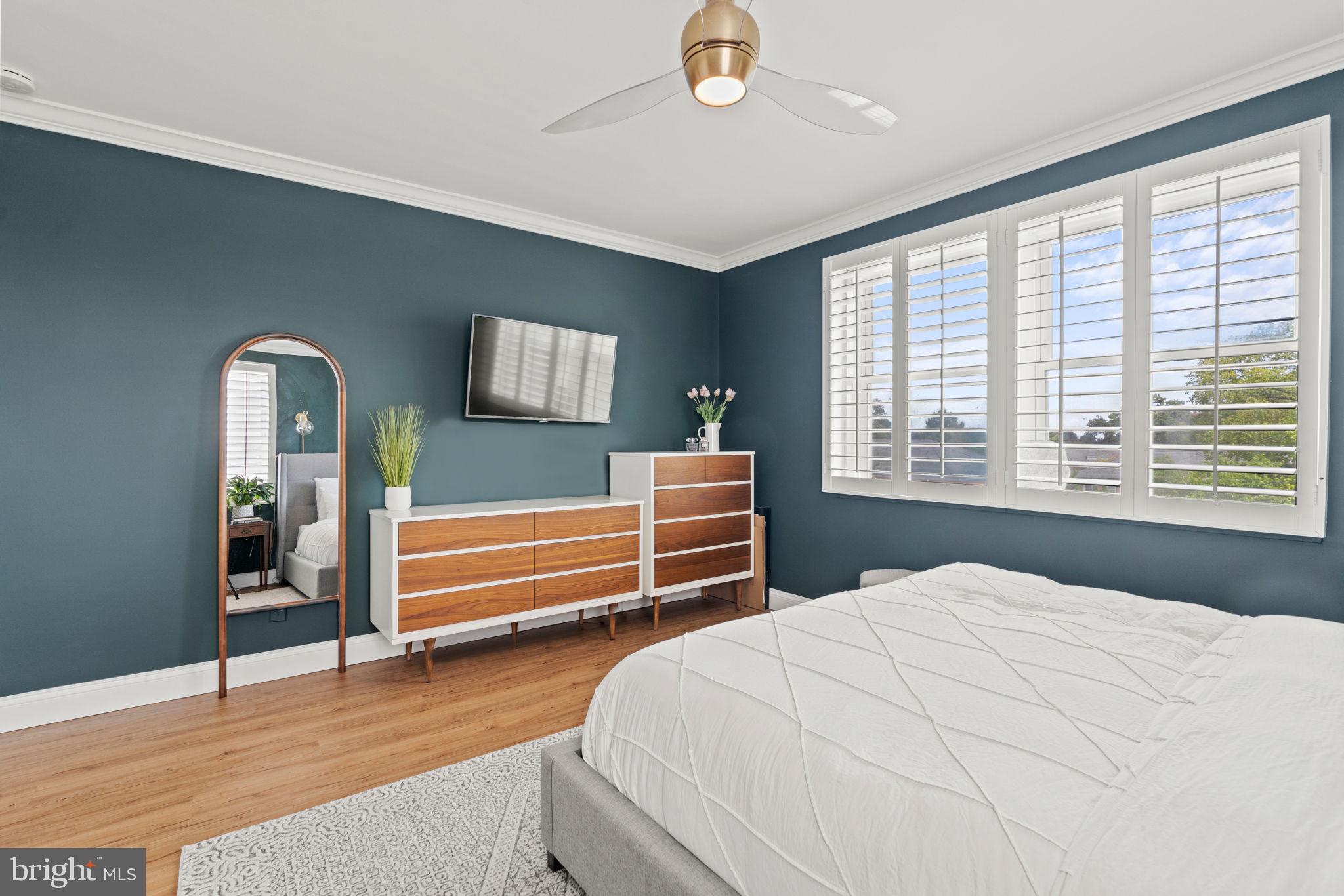 JACKSON MANOR - Residential