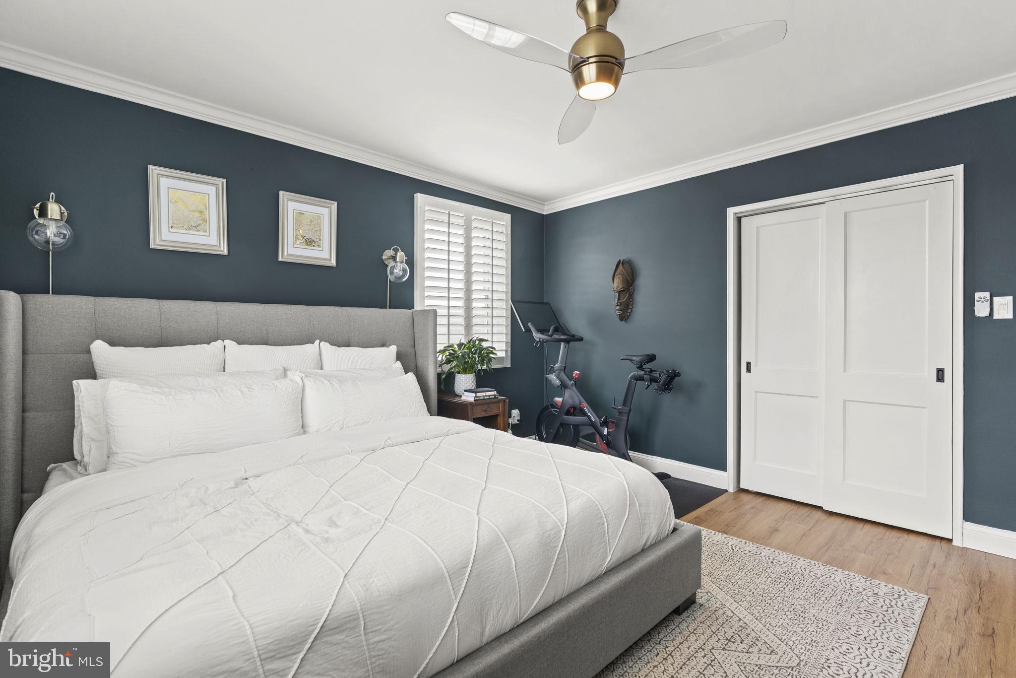 JACKSON MANOR - Residential