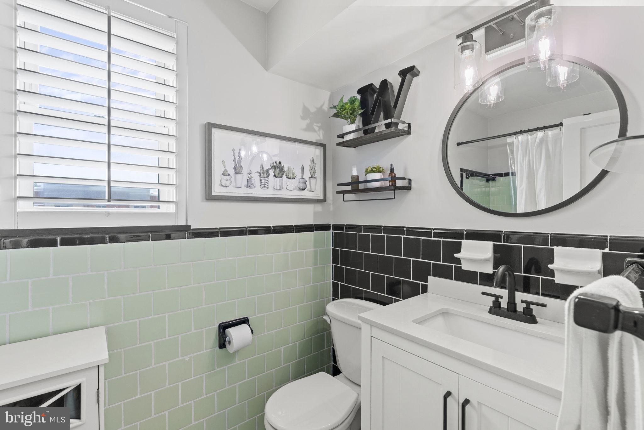 JACKSON MANOR - Residential